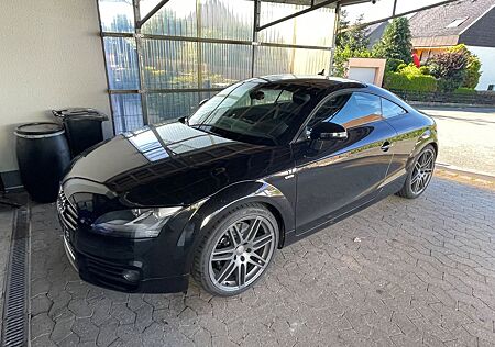 Audi TT Coupe 3.2 S tronic quattro -