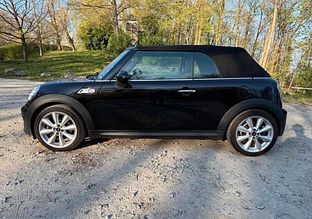 Mini Cooper S Cabrio 2 HAND/ XENON/ NAVI/HK/LEDER...