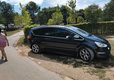 Ford S-Max 2,2 TDCi 147kW DPF Titanium S