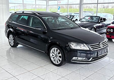 VW Passat Variant Volkswagen Passat Highline 4Motion+SHZ+Temp+AHK+1.Hand+TOP!