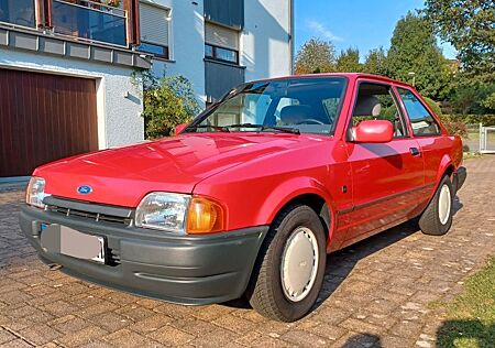 Ford Escort IV 1.4i Kat Sonderm. Bravo Zustandsnote 2