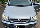 Opel Zafira 1.8 16V Elegance Elegance