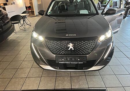 Peugeot 2008 PureTech 130 Allure