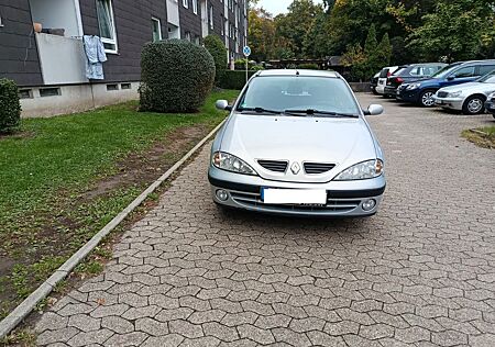 Renault Megane Classic RXE 1.4 *HU&AU 9/27* Inspek. Neu