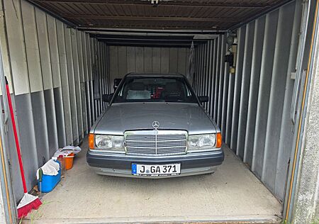 Mercedes-Benz 190 D