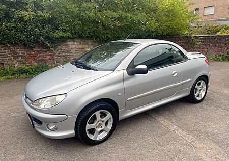 Peugeot 206 Cabriolet Filou*RADIO/CD*E-FENSTER*ALU*TÜV*