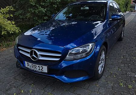 Mercedes-Benz C 180 d T - Automatik, Navigation, LED, AHK