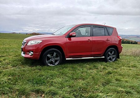 Toyota RAV 4 2,2-l-D-4D 4x4 Travel Travel