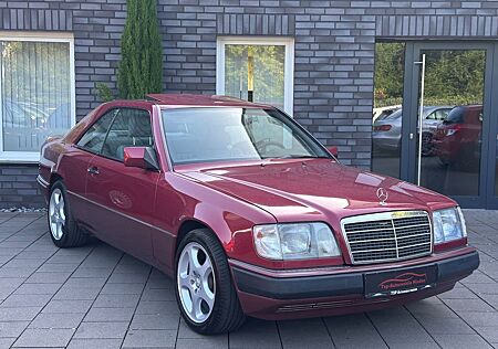 Mercedes-Benz E 220 E220CE Klima/Elektr.Fenster-V/SHD/3.Hand
