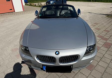 BMW Z4 Roadster 2.0i *NAVI* LEDER* XENON *