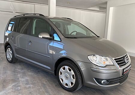 VW Touran Volkswagen United