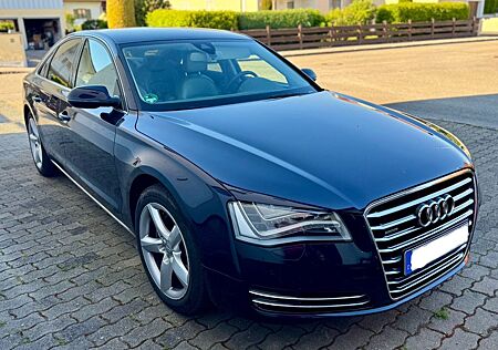 Audi A8 3.0 TDI tiptronic quattro - aus Damenhand
