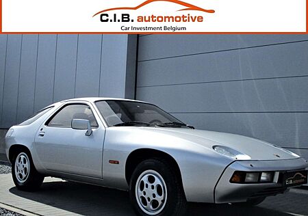 Porsche 928 Aut. / Half leder / Low KM / Airco / 4 Zits