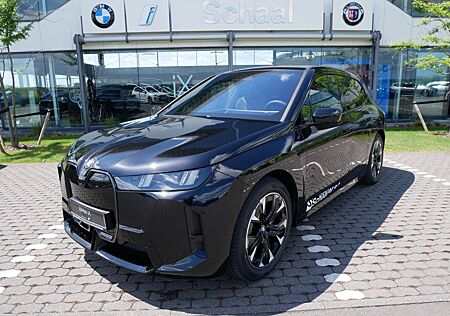 BMW iX xDrive60 M Sport AHK ACC 360° HuD PANO DAB
