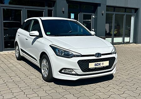 Hyundai i20 Passion SHZ LHZ PDC ALU TEMPOMAT