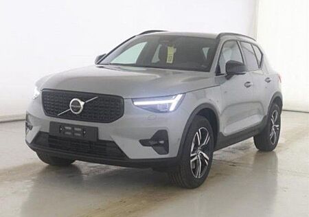 Volvo XC 40 XC40 B4 Plus Dark/Navi/LED/AHK/Pano/360K/Euro 6E