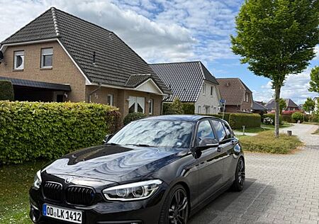 BMW 118i Sport Line Sport Line