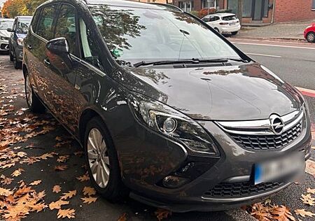 Opel Zafira Tourer 1.4 Turbo 7Sitz AHK Kamera Checkhe