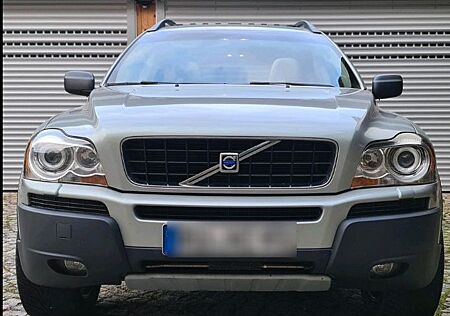 Volvo XC 90 XC90 2.4D Geartronic 7-Sitzer Momentum