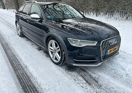 Audi A6 Allroad quattro 3.0 TFSI Premium Edition