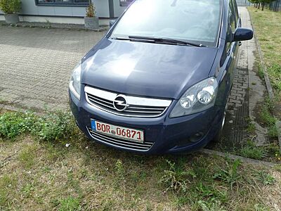 Opel Zafira B Design Edition
