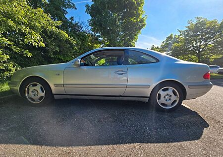 Mercedes-Benz CLK 200 ELEGANCE Elegance