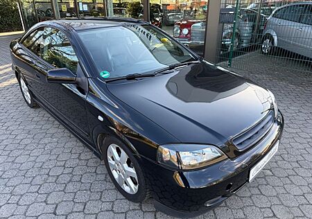 Opel Astra Coupé 1.8