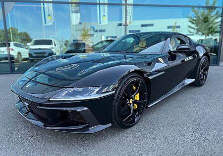 Ferrari 12Cilindri *CARBON OUT+INT*PANORAMA*CARBONSEATS*
