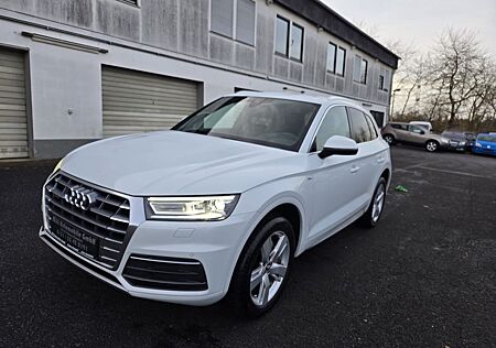 Audi Q5 40 TDI quattro sport AHK Automatik Scheckeft