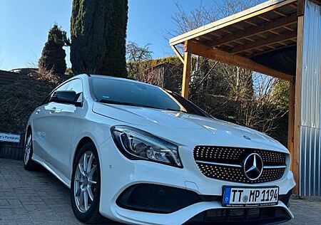 Mercedes-Benz CLA 220 Shooting Brake CLA 220 d DCT AMG Lin...