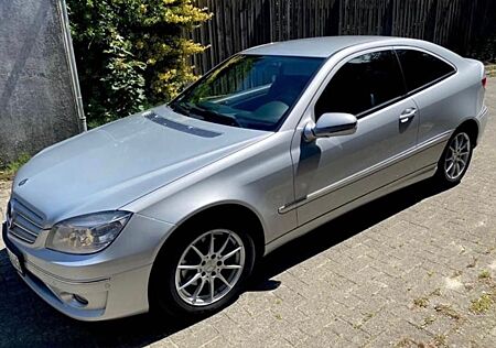 Mercedes-Benz CLC 220 CDI -