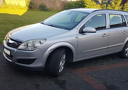 Opel Astra Caravan 1.7 CDTI 81kW -