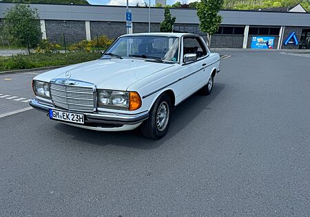 Mercedes-Benz CE 230