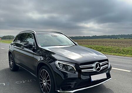 Mercedes-Benz GLC 250 4MATIC AMG Line Autom. AMG Line