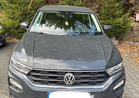 VW T-Roc Volkswagen 1.6 TDI SCR -