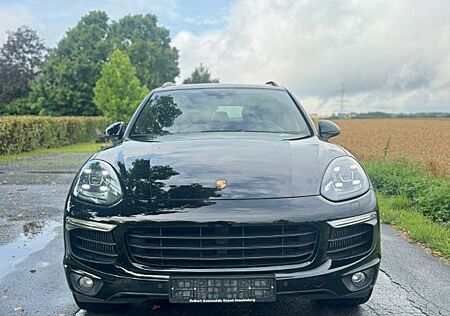 Porsche Cayenne S Diesel V8 21 Zoll AHK 4T