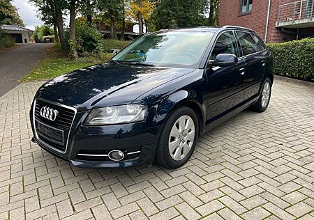Audi A3 Sportback 1.2 TFSI Attraction Anhängerkup.