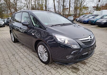 Opel Zafira C Tourer Edition+KLIMAAUTO+CAM+PDC+NAVI