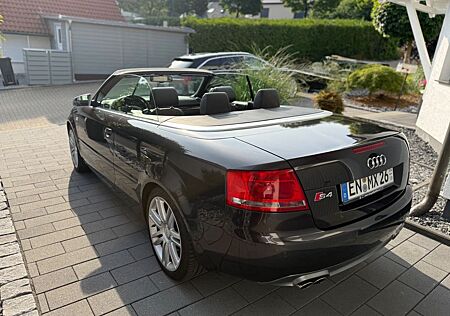 Audi S4 4.2 tiptronic quattro Cabrio Scheckheft