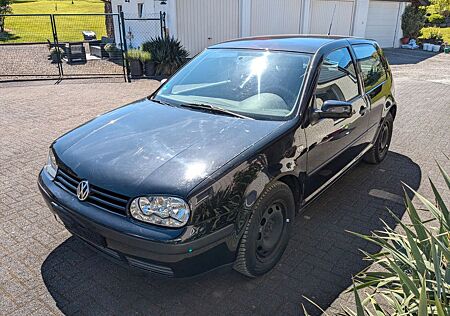VW Golf Volkswagen 1.4 - TÜV 05/25 - 1.4 75 PS