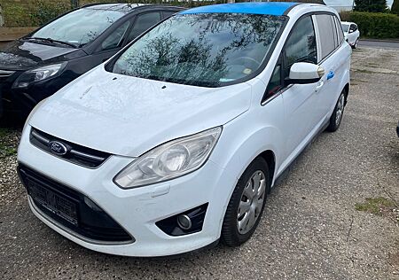 Ford Grand C-Max 1,6TDCi 85kW Ambiente