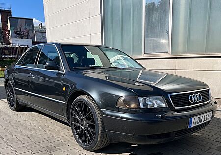 Audi A8 2.8 quattro tiptronic -