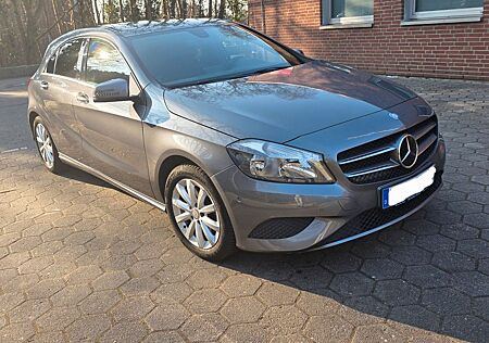 Mercedes-Benz A 180 -