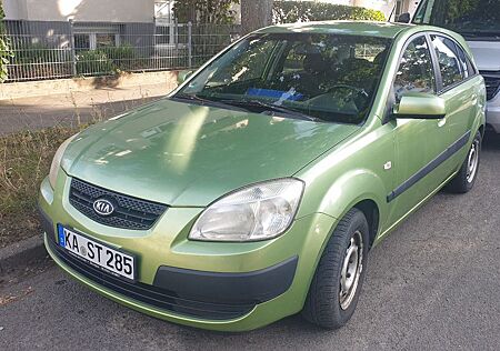 Kia Rio 1.5 CRDi EX EX