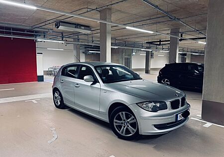 BMW 116i E87