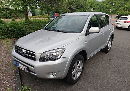 Toyota RAV 4 .0 2.2 D-CAT