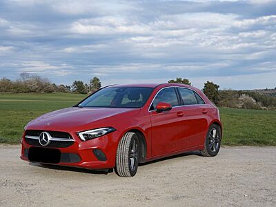 Mercedes-Benz A 180 d Top 360 Grad Cam, Gr Display