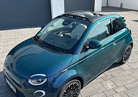 Fiat 500E 500 e La Prima