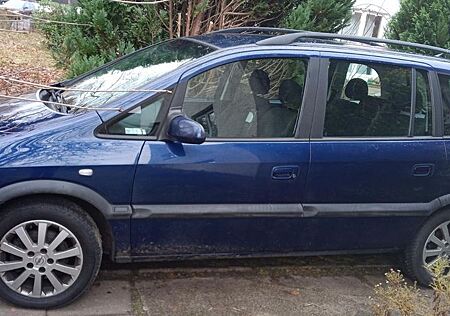 Opel Zafira 1.8 16V Elegance