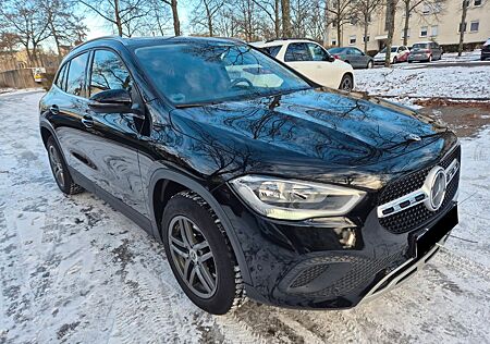 Mercedes-Benz GLA 200 GLA 200 d STYLE T.LEDER AUT KAM 17599NETTO